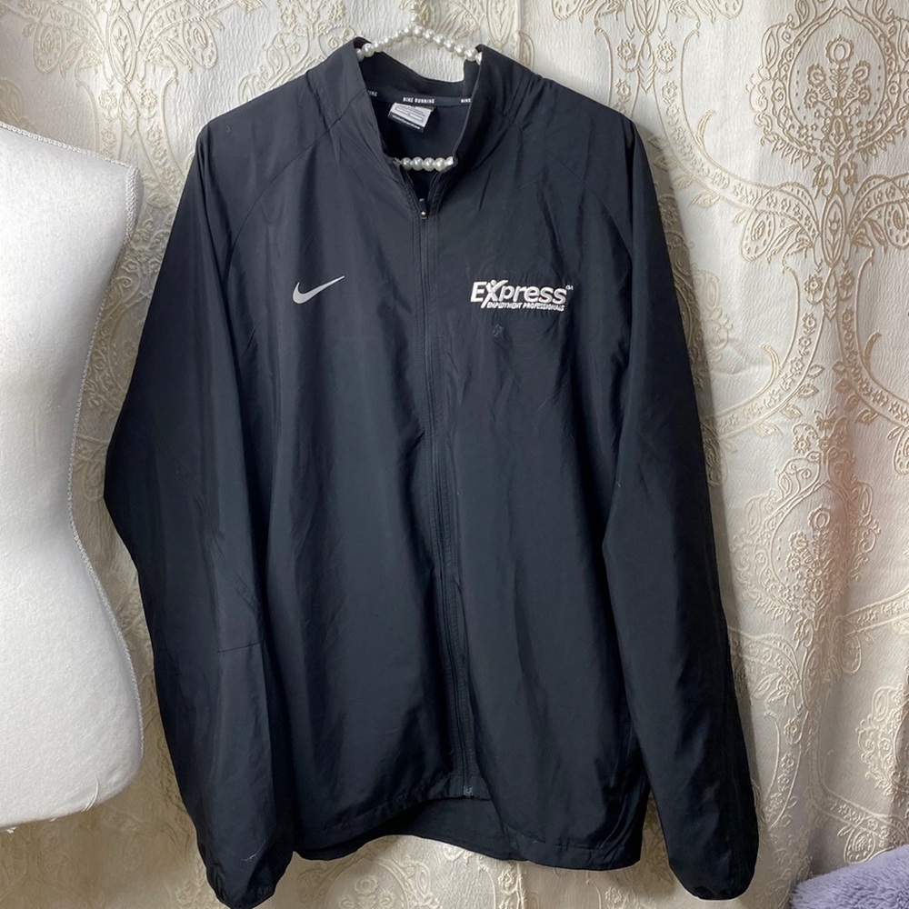 Nike running windbreaker